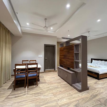 Finn'S Weaver Resort, Kaziranga Luaran gambar