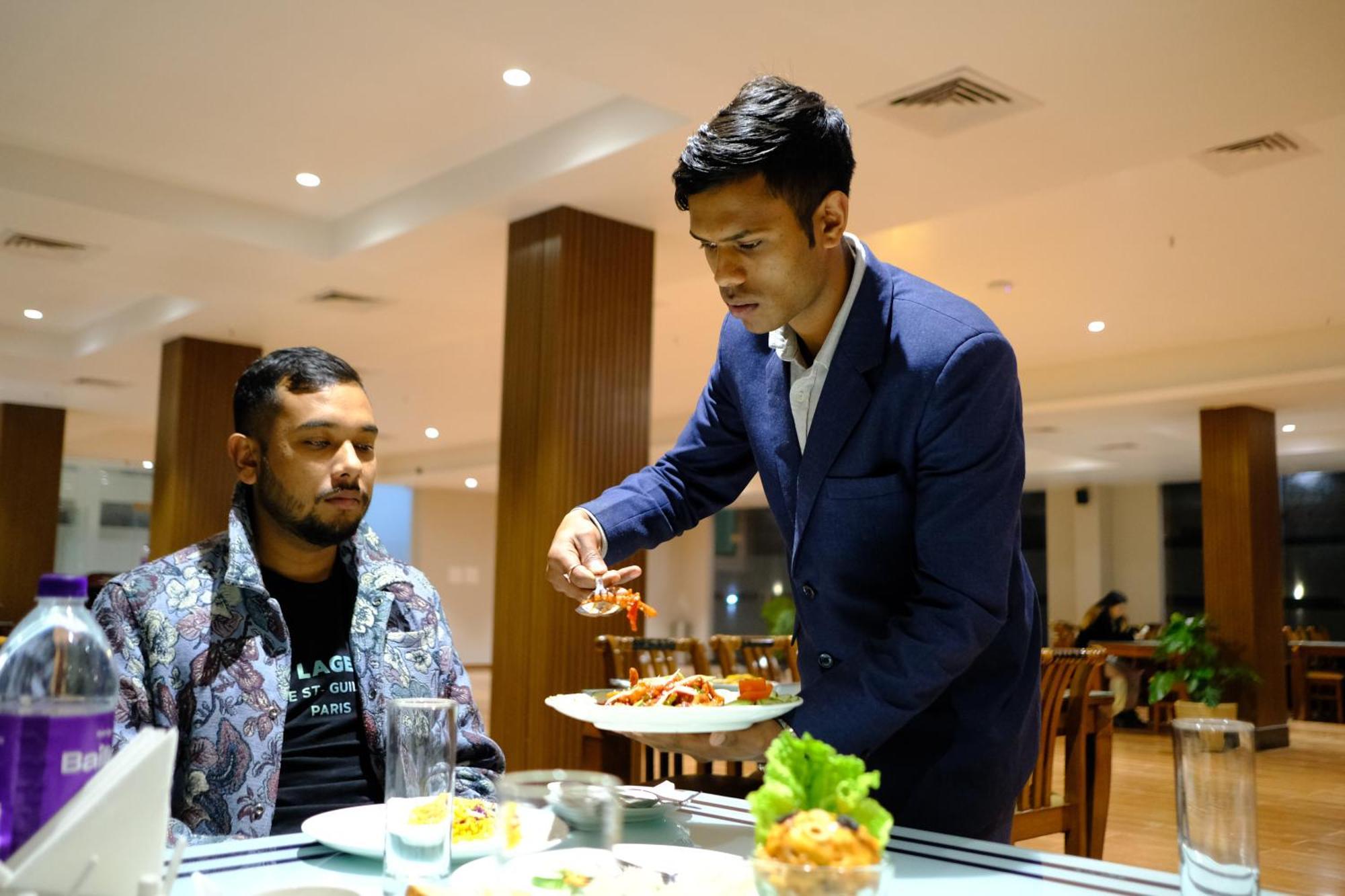 Finn'S Weaver Resort, Kaziranga Luaran gambar