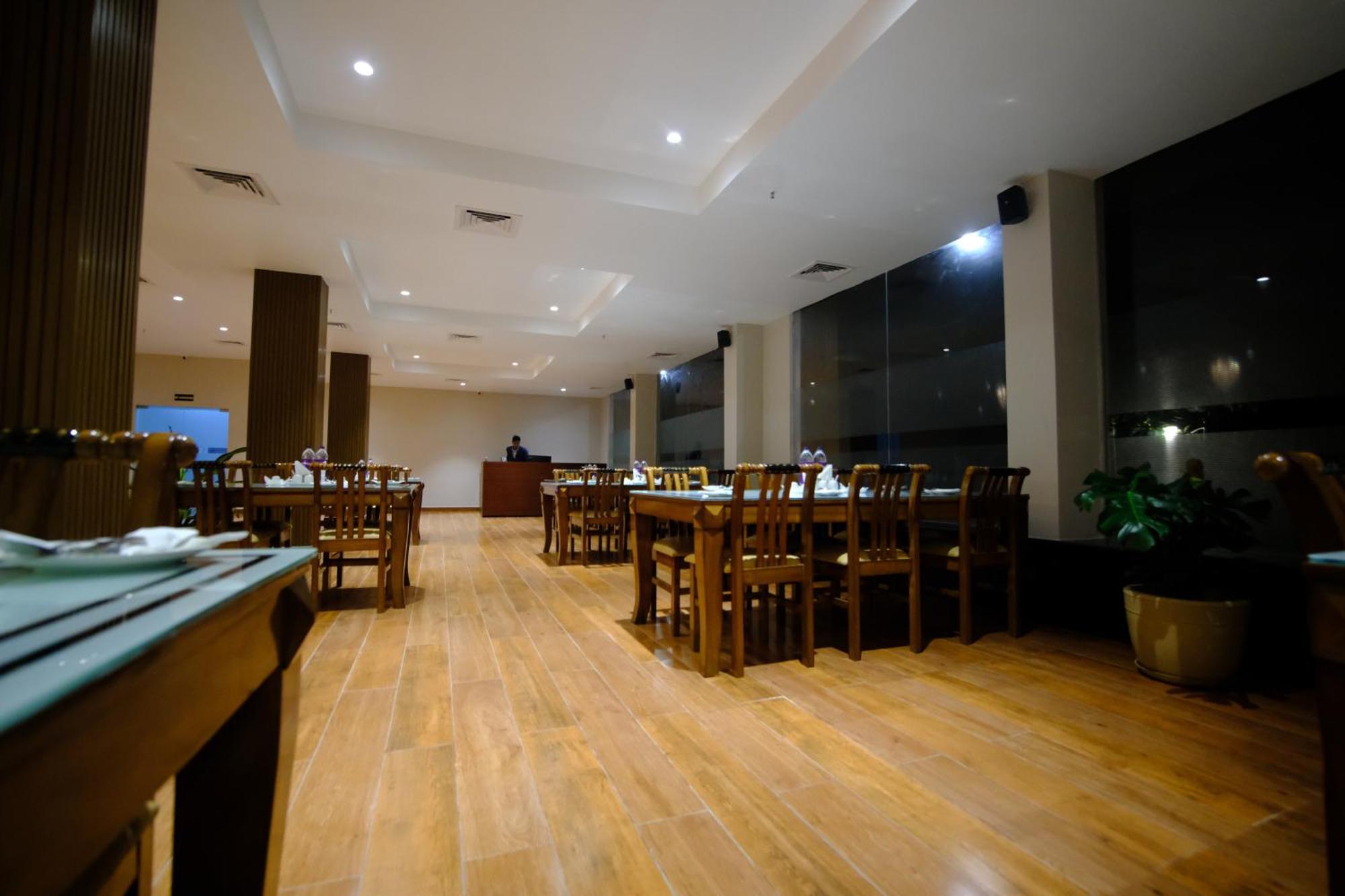 Finn'S Weaver Resort, Kaziranga Luaran gambar