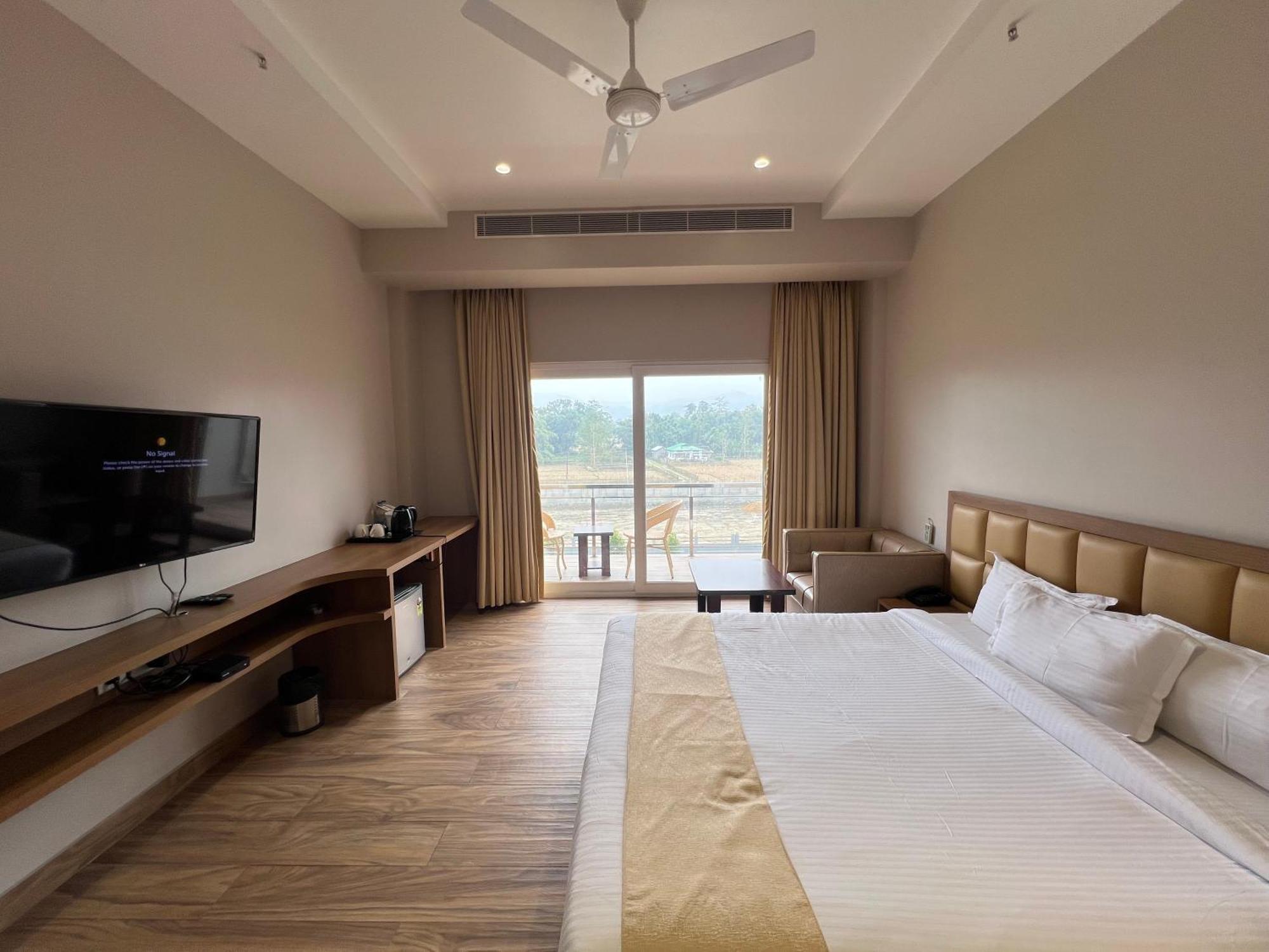 Finn'S Weaver Resort, Kaziranga Luaran gambar